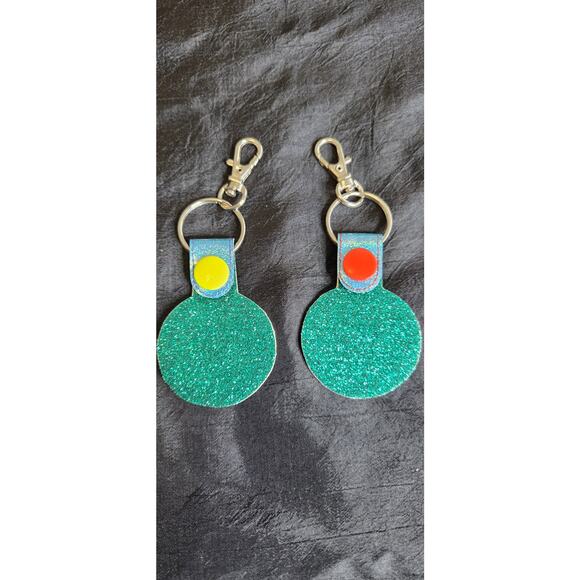 Handmade Vinyl Keychains NEW - Picture 4 of 7